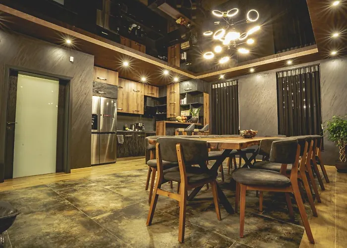 амрита Willa Tsigov Chark